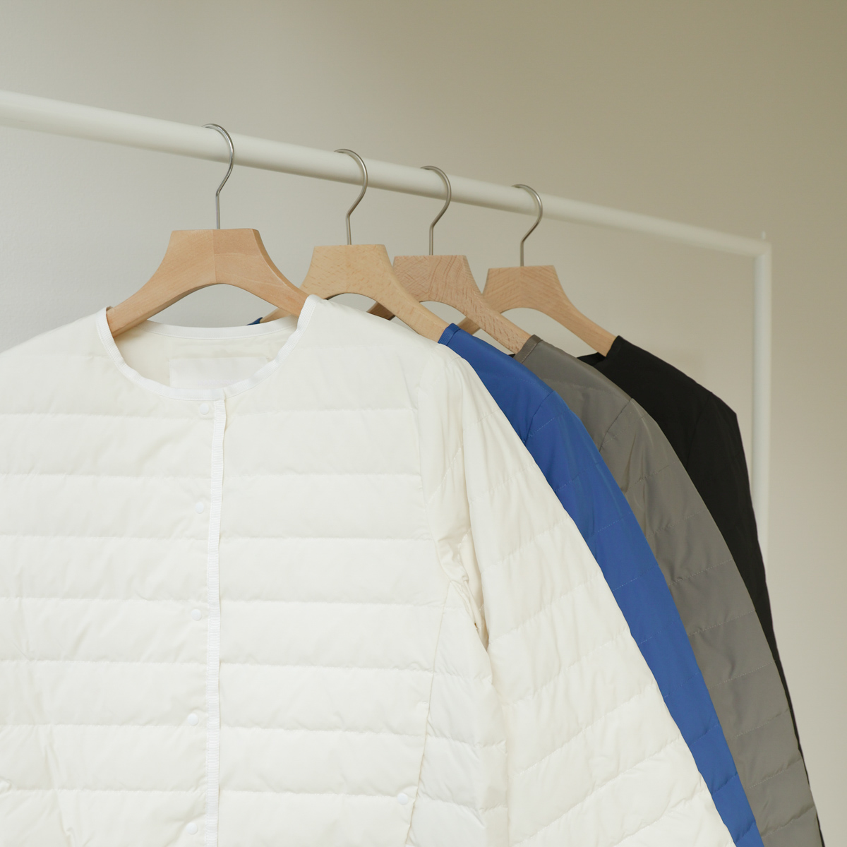 crew neck short down coat | 2024 Autumn Collection MARMARMAR