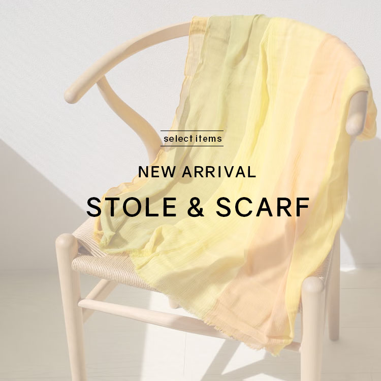 select items / pick up STOLE & SCARF