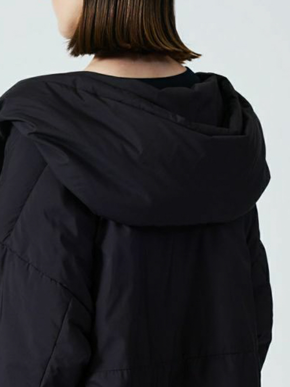 フードショートダウンジャケット