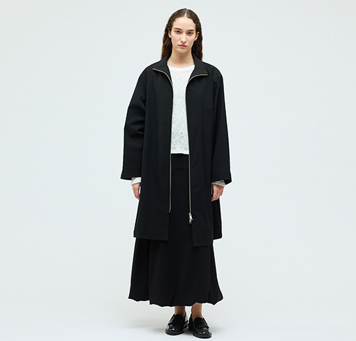 ハイネックジップコート